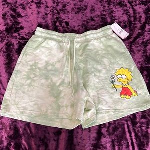 Light green shorts with Lisa